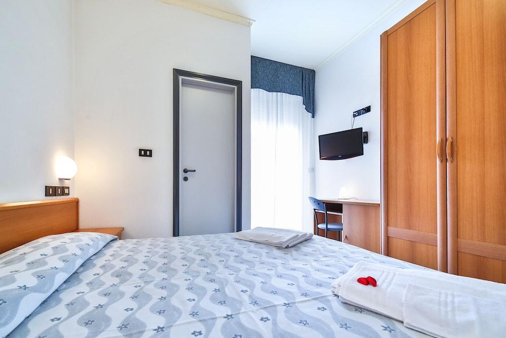 Hotel Sunset Rimini Dış mekan fotoğraf