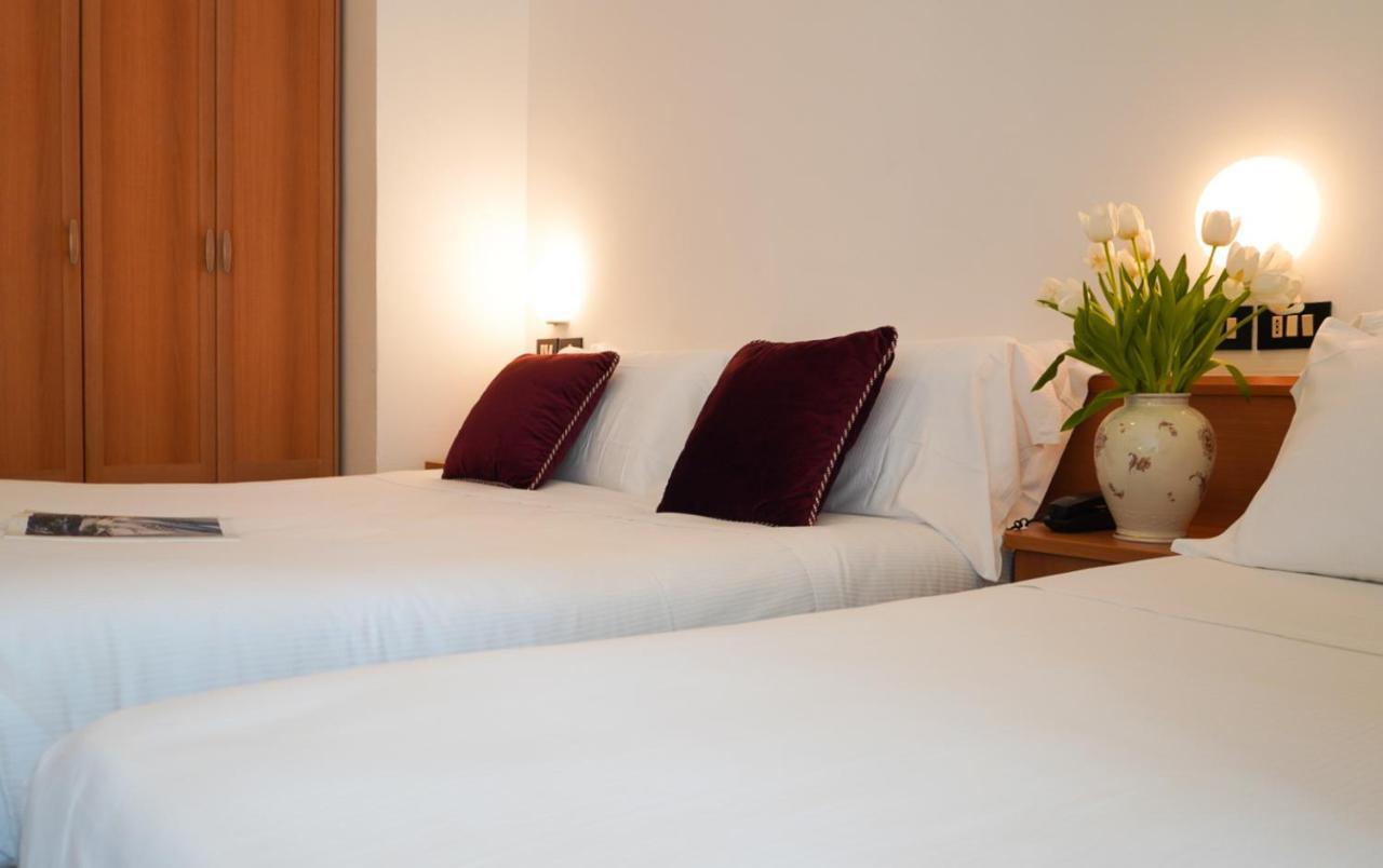Hotel Sunset Rimini Dış mekan fotoğraf