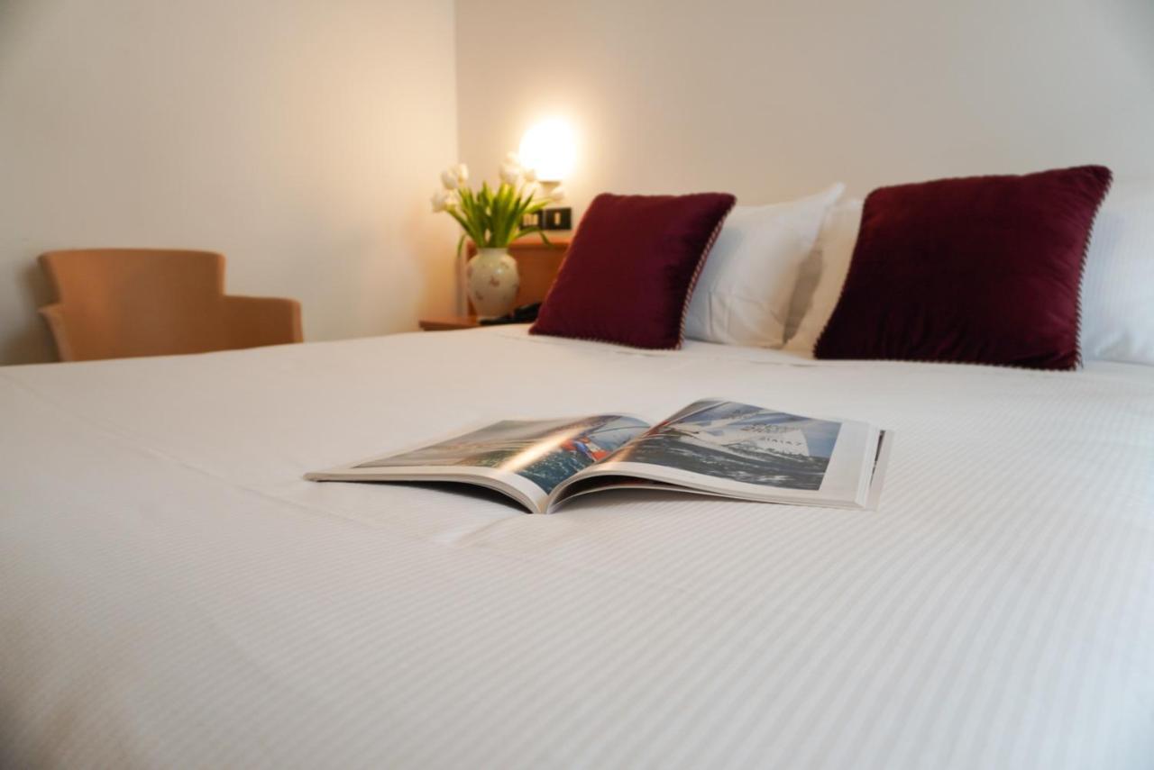 Hotel Sunset Rimini Dış mekan fotoğraf